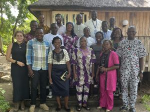 Photo de famille de la réunion du Comité Local de Suivi du projet Delta Mono